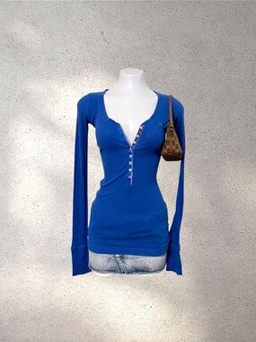 VTG Abercrombie & Fitch Royal Blue Ribbed Henley Long Sleeve Shirt | Bella Swan